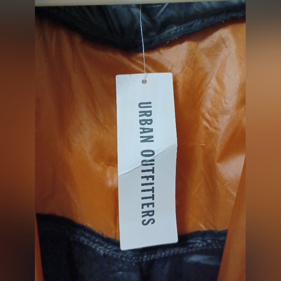 NWT Urban Outfitters Wind Breaker Color Block Large - Picture 5 of 14